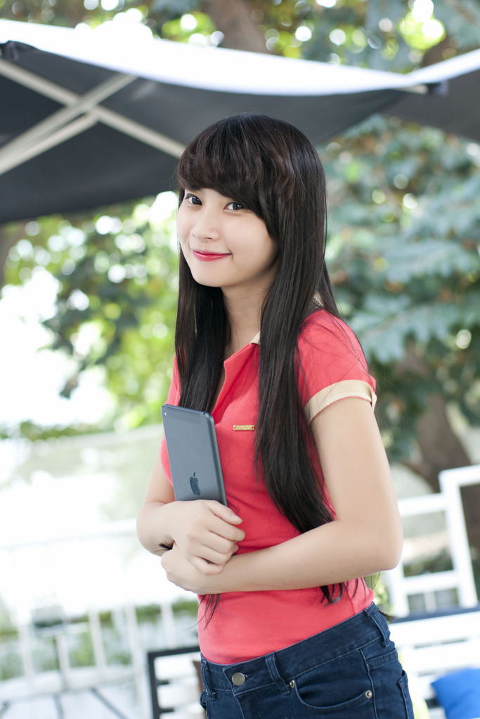 《漂亮的女邻居